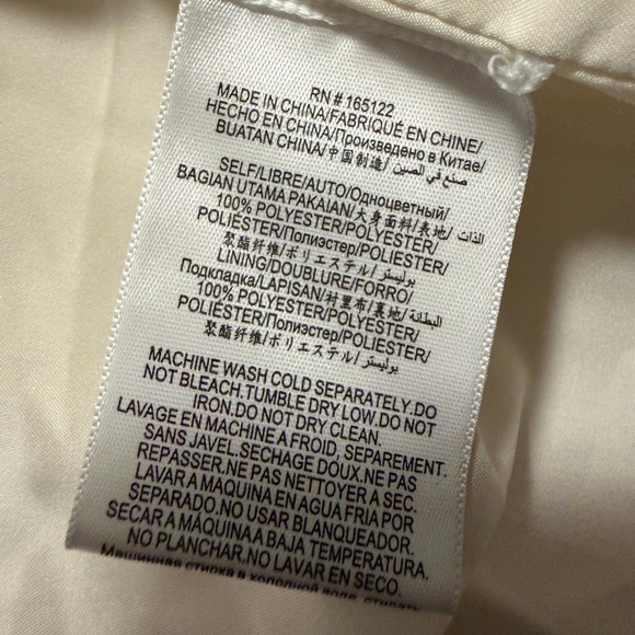 BCBGMAXAZRIA BCBG MaxAzria Balloon Peasant Adelaide Cream Off Shoulder Dress - Picture 4 of 7